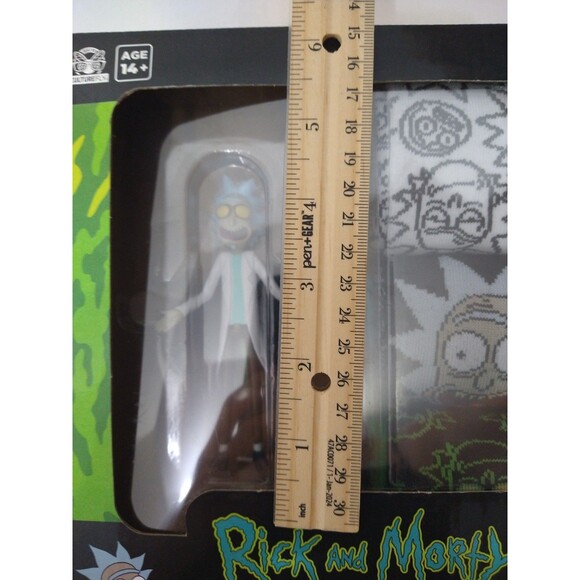 New in Box Rick and Morty Vinyl Rick Sanchez Figure and 3 Sock Bundle - Picture 8 of 9